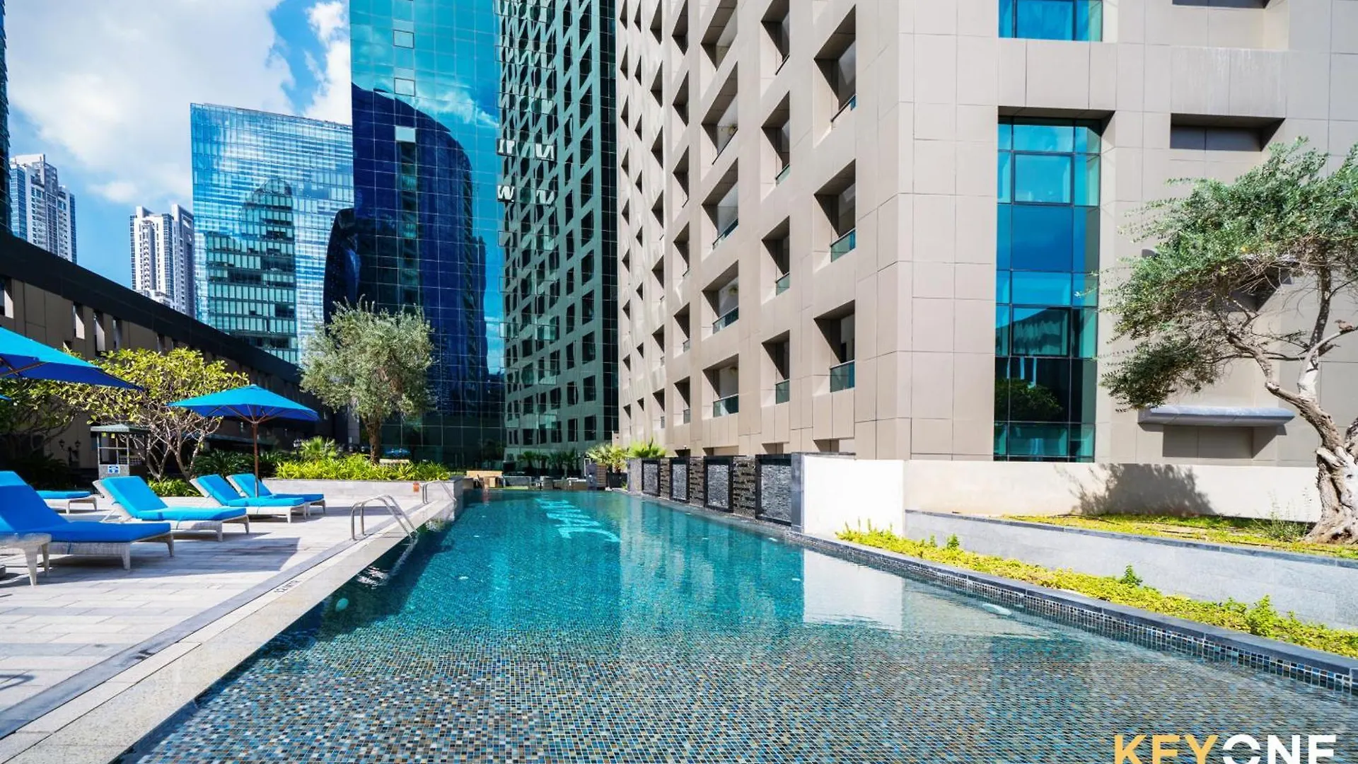 The Cosmopolitan Serene Living In A One Bedroom Dubai 0*,