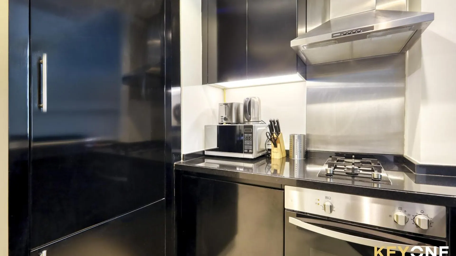 The Cosmopolitan Serene Living In A One Bedroom Дубай
